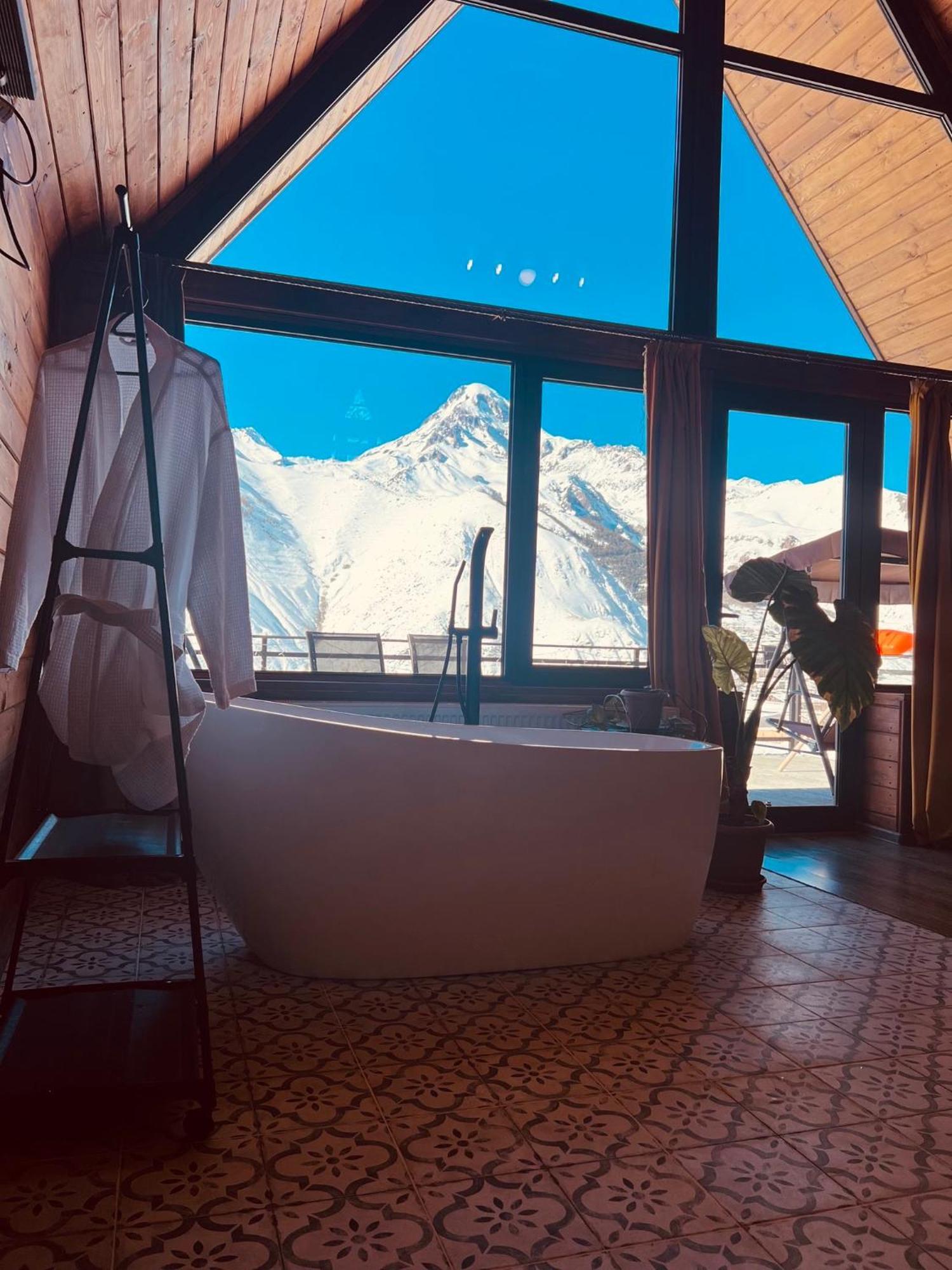 Kera Cottages Kazbegi Exterior foto